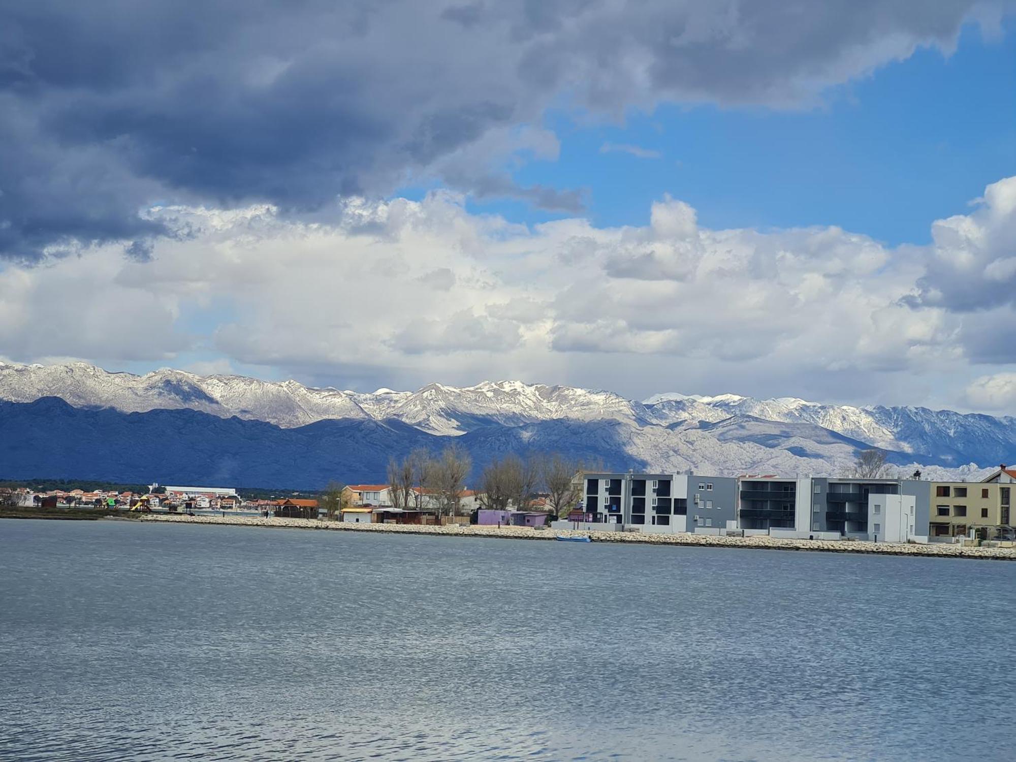 Apartmani Zdrijac Nin Bilik gambar